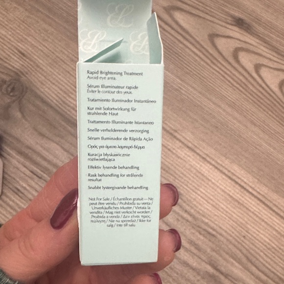 Estée Lauder Perfectionist Pro Serum 3 (.24 oz) bottles - Picture 6 of 6